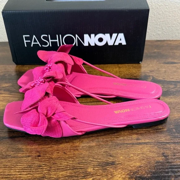 NWT Ariyah Fashion Nova Fuchsia Floral Sandals women’s size 7 - Picture 3 of 6